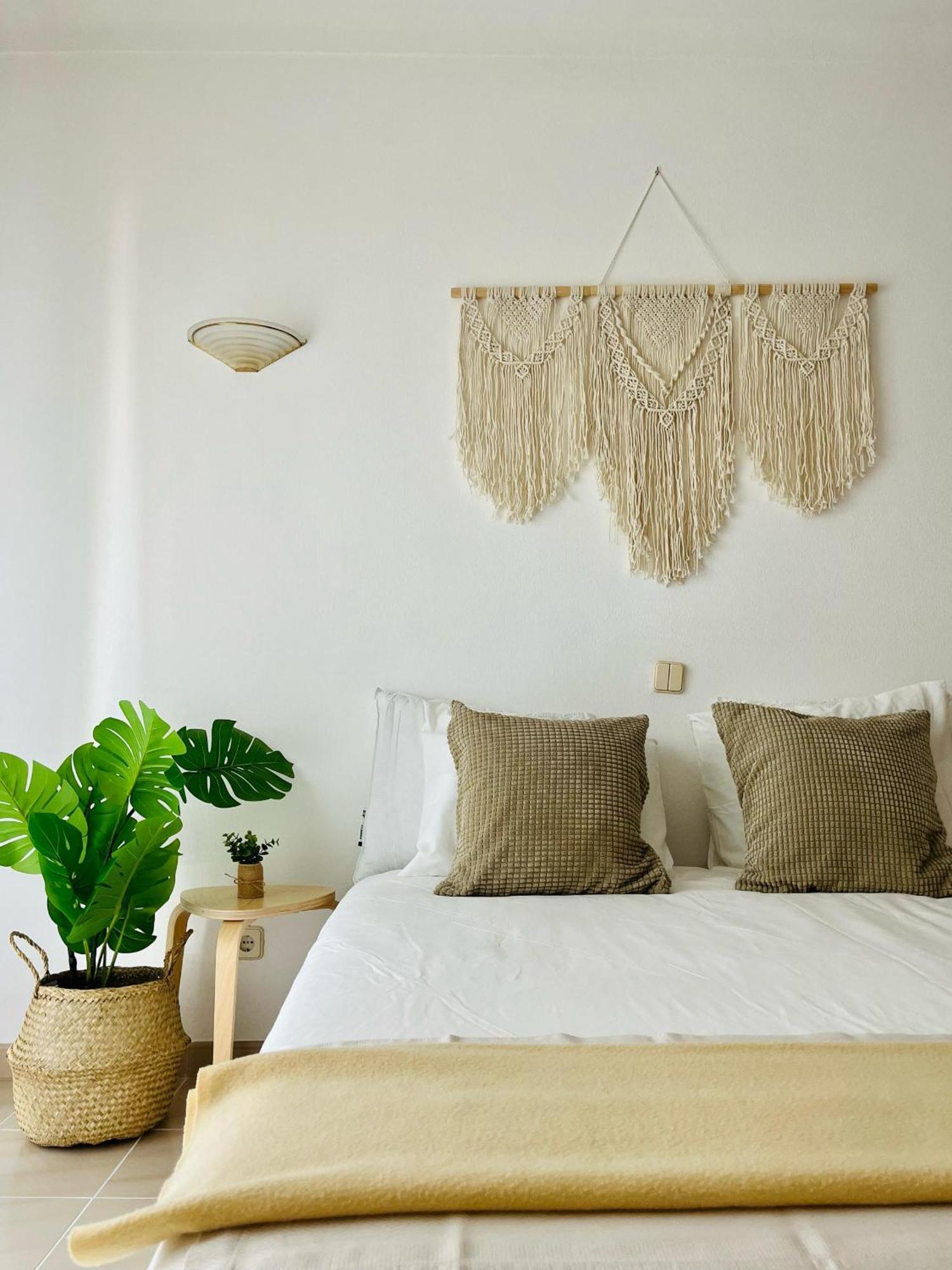 Cosy Flat In Central With Pool *