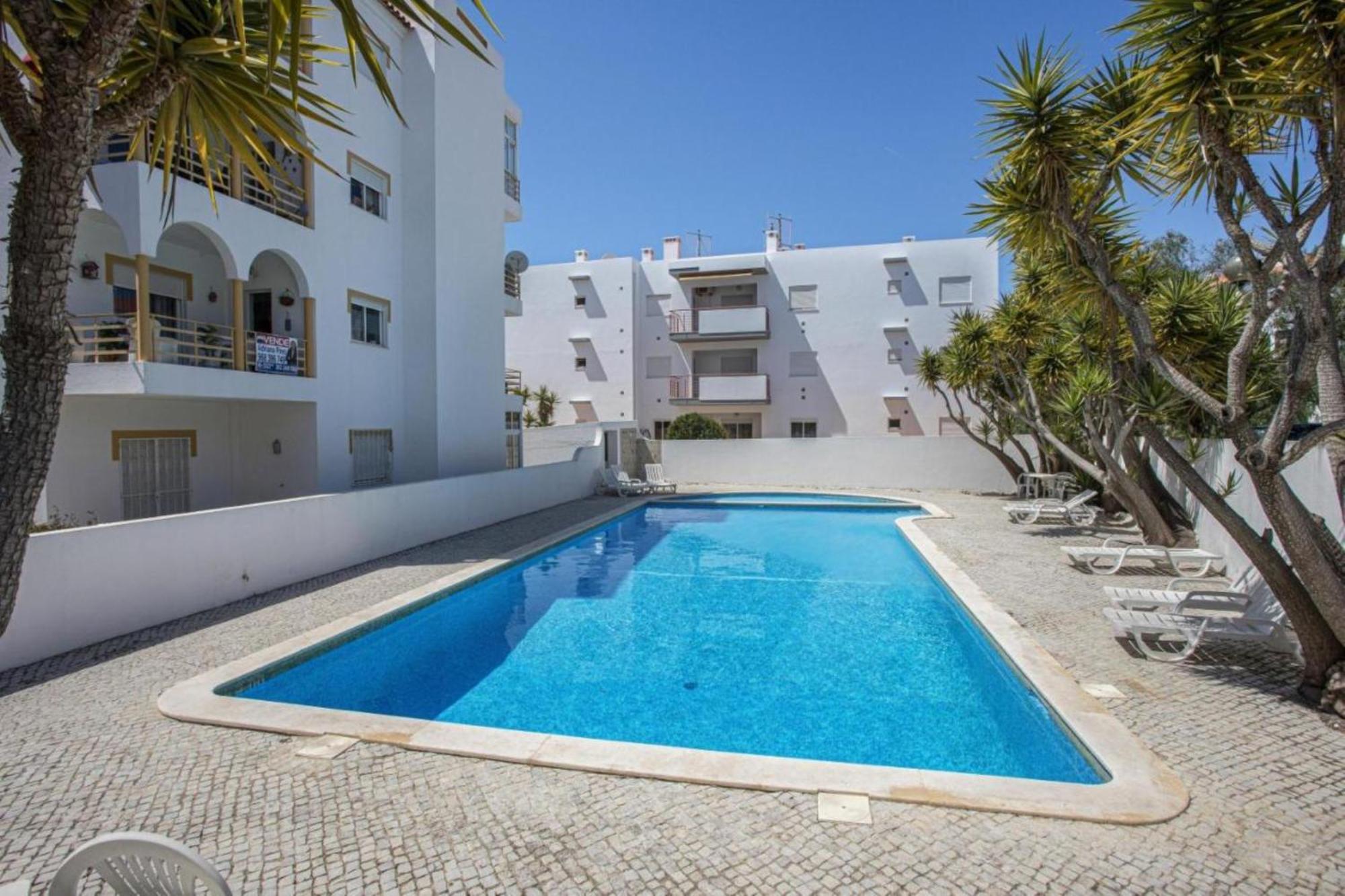 Appartement Cosy Flat In Central With Pool